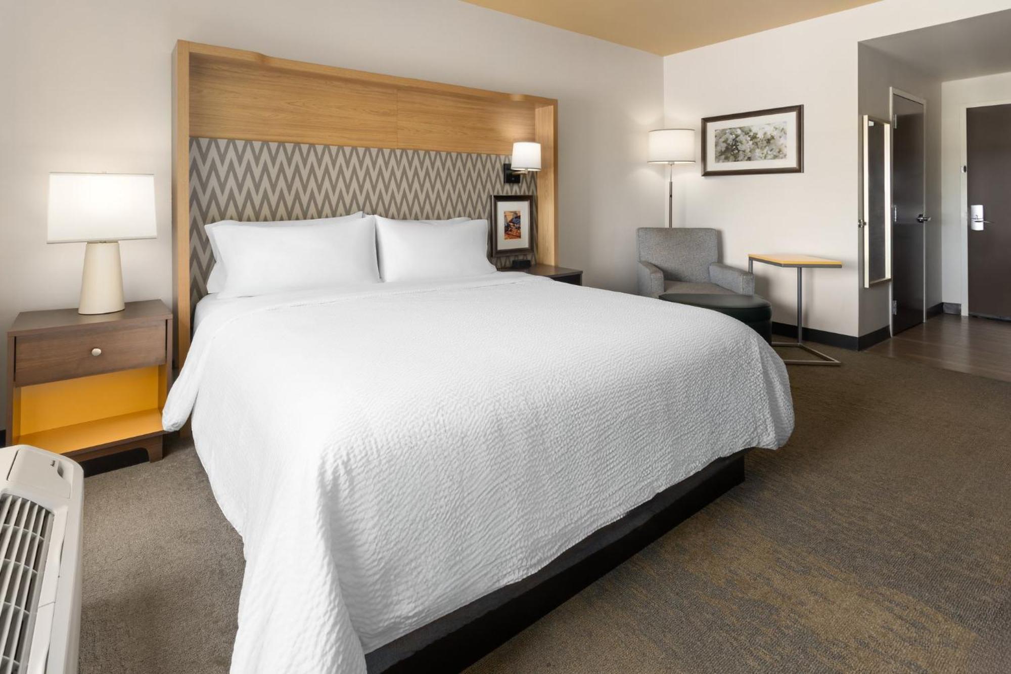 Holiday Inn & Suites - Savannah Airport - Pooler By Ihg מראה חיצוני תמונה