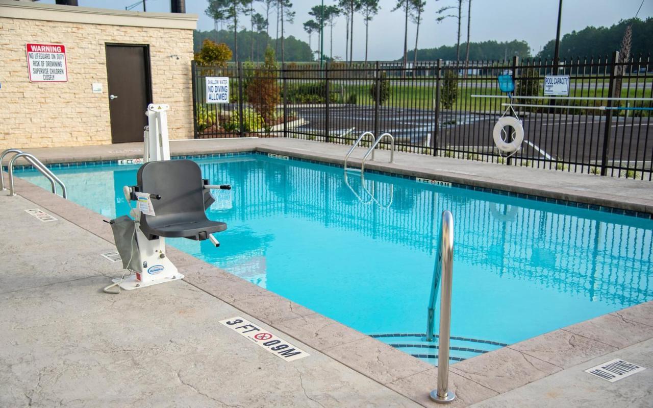 Holiday Inn & Suites - Savannah Airport - Pooler By Ihg מראה חיצוני תמונה